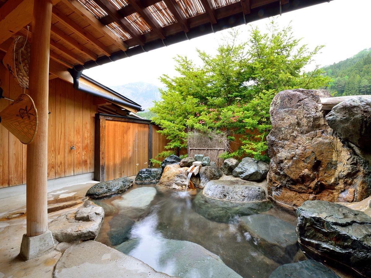 Ryori Ryokan Okuhida Sansoan Kyoya Takayama  Exterior foto
